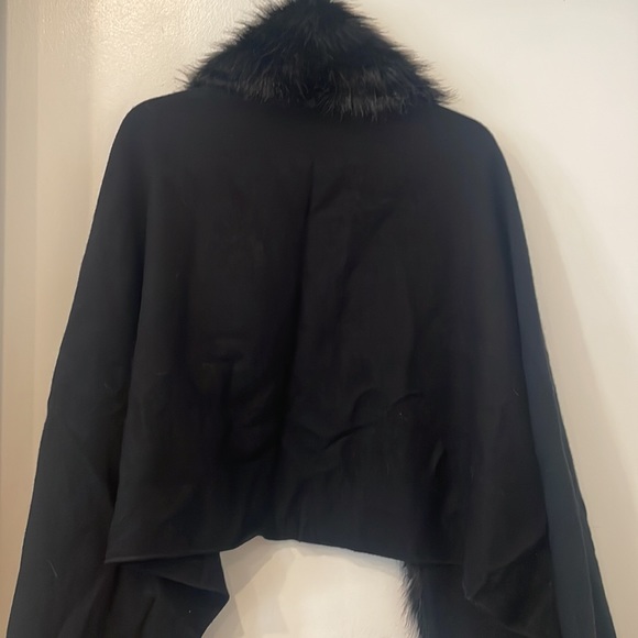 Faux fur black pashmina - Picture 4 of 4